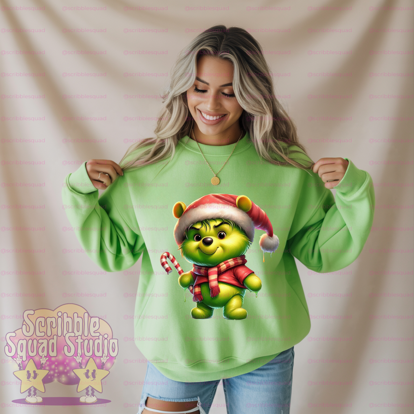 FESTIVE GREEN POOH PNG